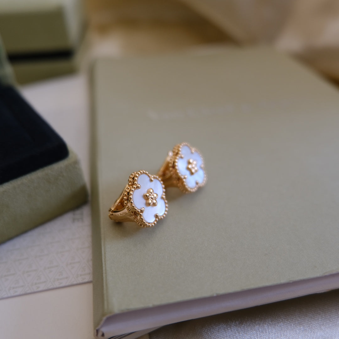 [⭐Hildren Jewelry]2026 NEW STYLE LUCKY SPRING EARRINGS