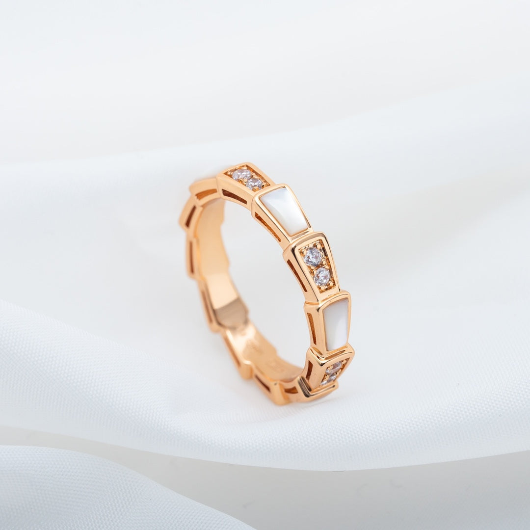 [⭐Hildren Jewelry]SERPENTI RING PINK GOLD DIAMOND MOP 3MM