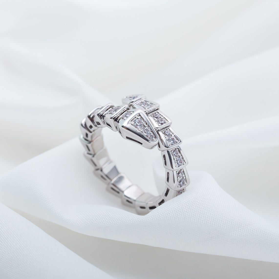[⭐Hildren Jewelry]SERPENTI RING SILVER DIAMOND PAVED 4MM