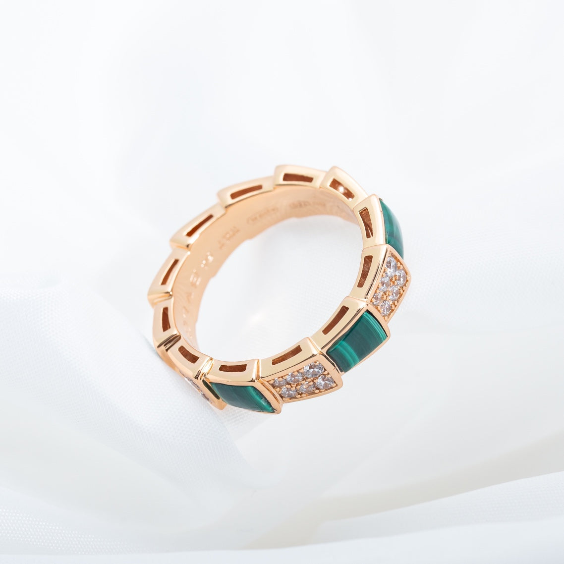 [⭐Hildren Jewelry]SERPENTI RING PINK GOLD MALACHITE DIAMOND PAVED 4MM