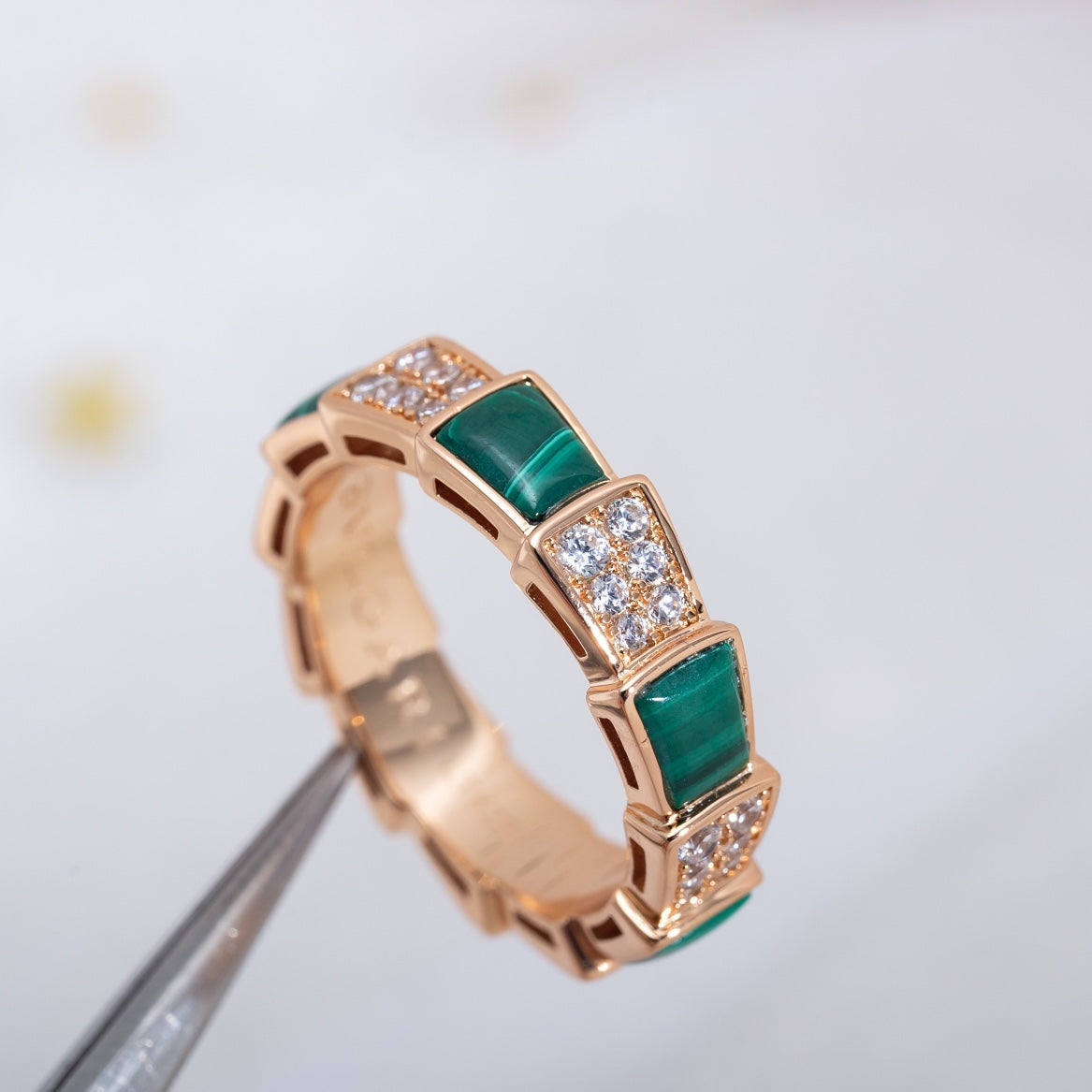[⭐Hildren Jewelry]SERPENTI RING PINK GOLD MALACHITE DIAMOND PAVED 4MM