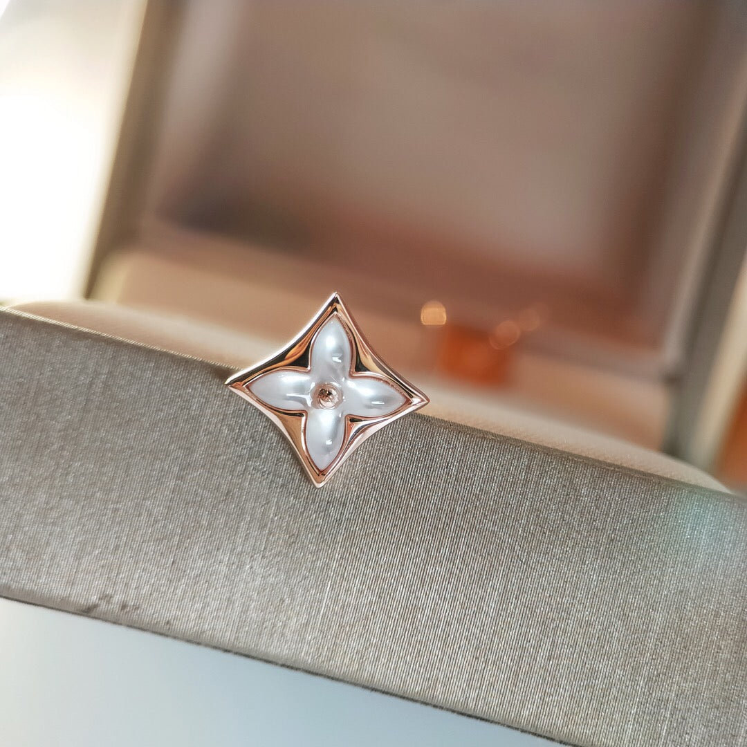 [⭐Hildren Jewelry]STAR MOP PINK GOLD EARRINGS
