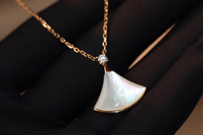 [⭐Hildren Jewelry]DREAM NECKLACE WHITE MOP PINK GOLD 1 DIAMOND