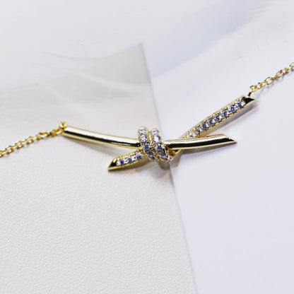 [Hildren Jewelry]KNOT NECKLACE GOLD DIAMONDS