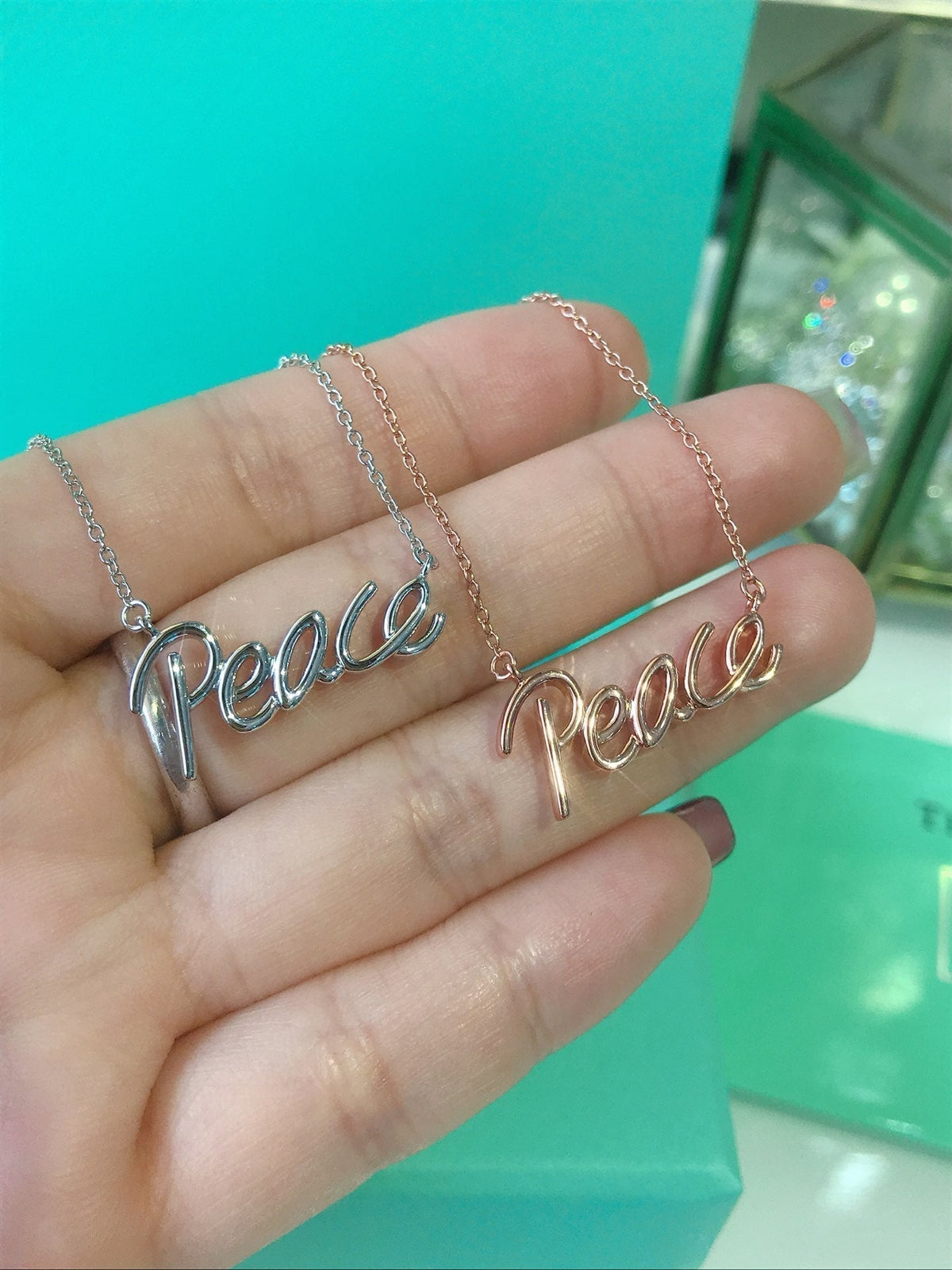 [Hildren Jewelry]PEACE TEXT PEDANT NECKLACE