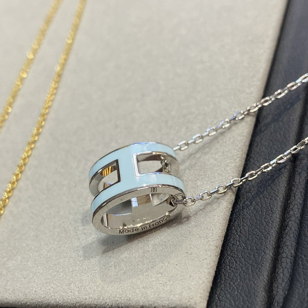[⭐Hildren Jewelry]POP H LIGHT BLUE NECKLACE