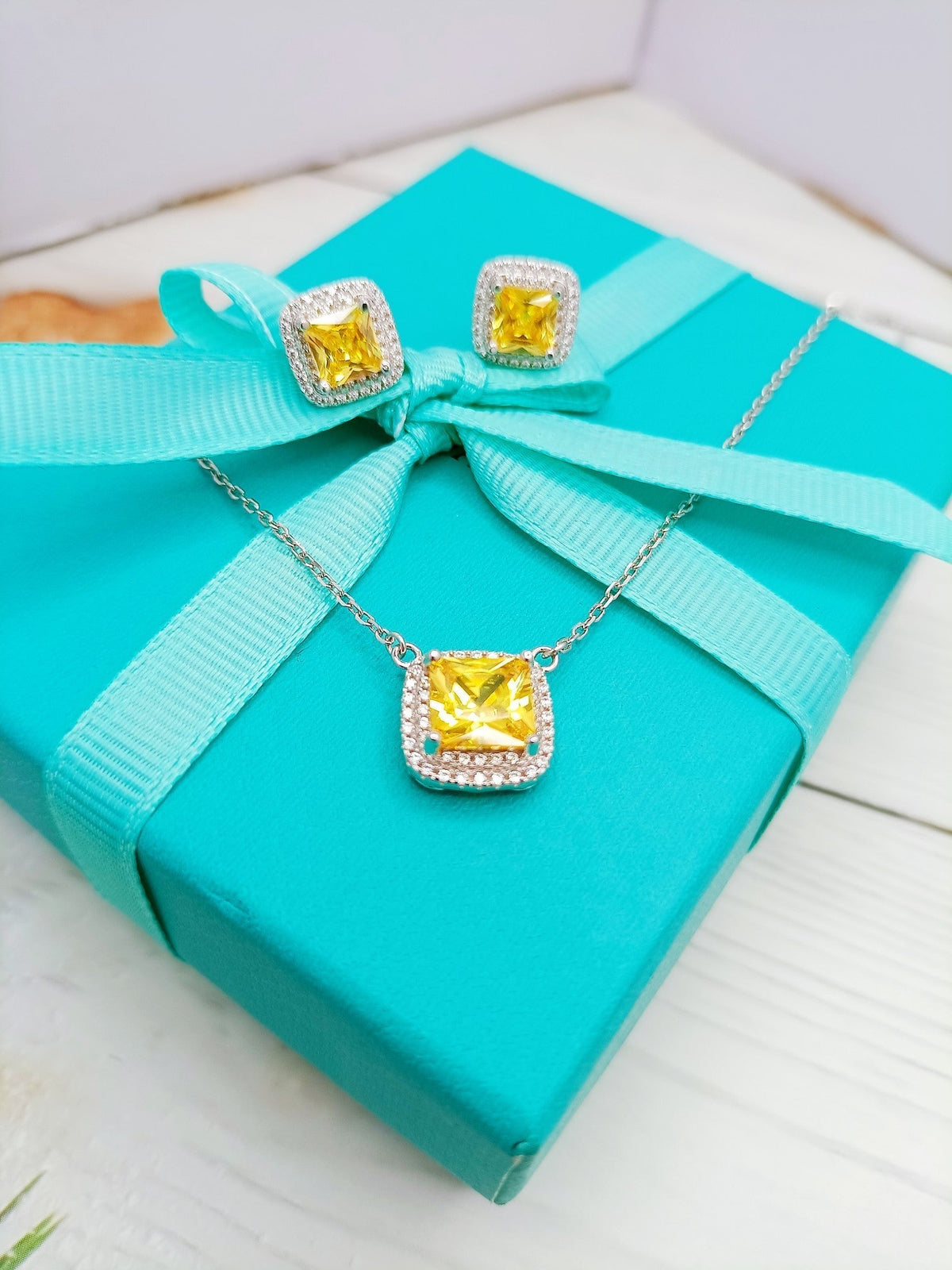 [Hildren Jewelry]SPARKLERS CITRINE GEMSTONE PENDANT NECKLACE STERLING SILVER