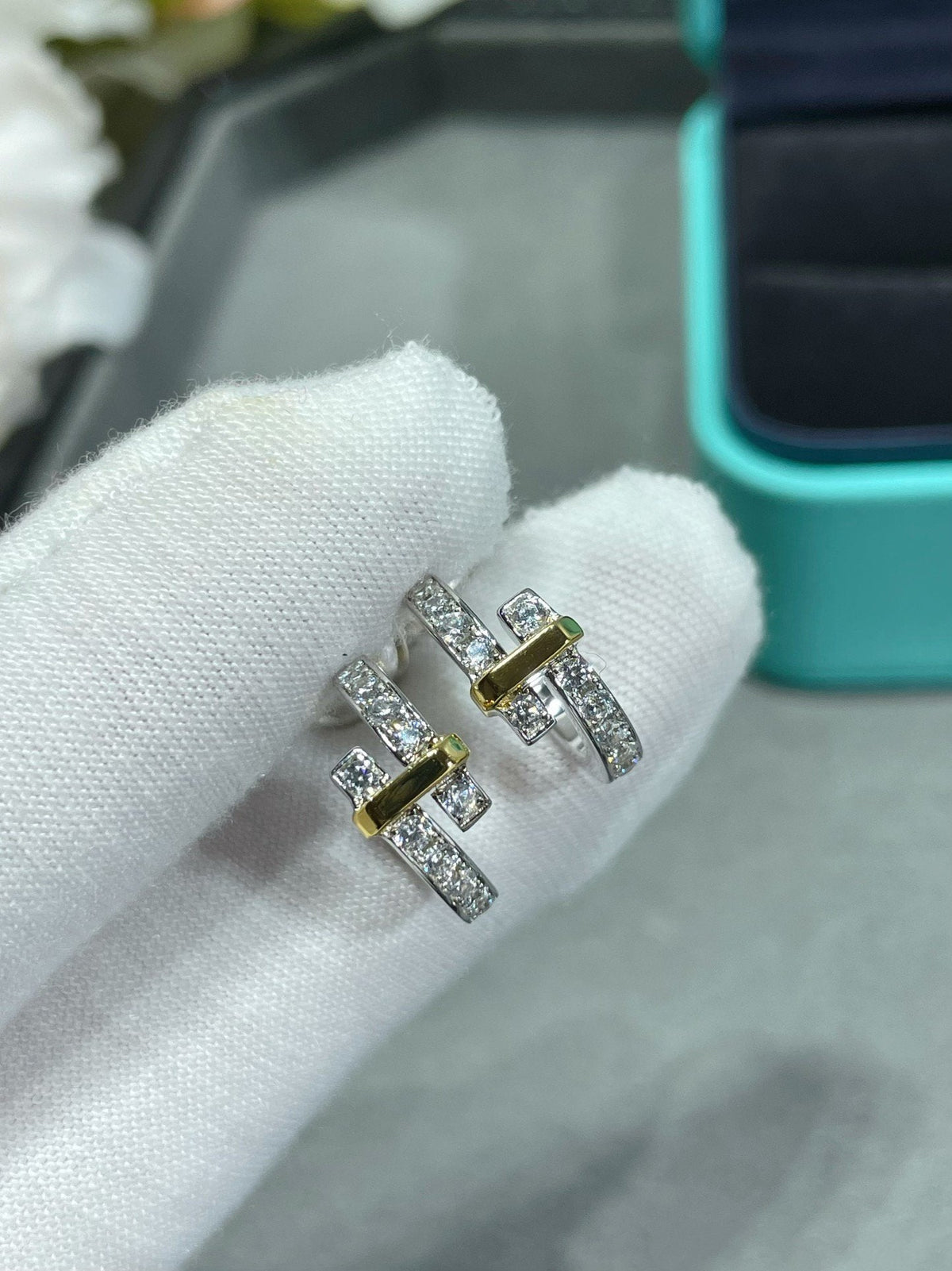 [Hildren Jewelry]EDGE DIAMOND PINK GOLD EARRINGS