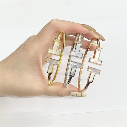 [Hildren Jewelry]T WIDE MOP OPEN BRACELET