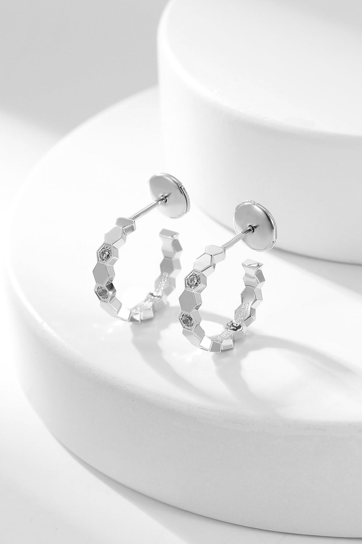 [⭐Hildren Jewelry]BEE LOVE DIAMOND HOOP EARRINGS