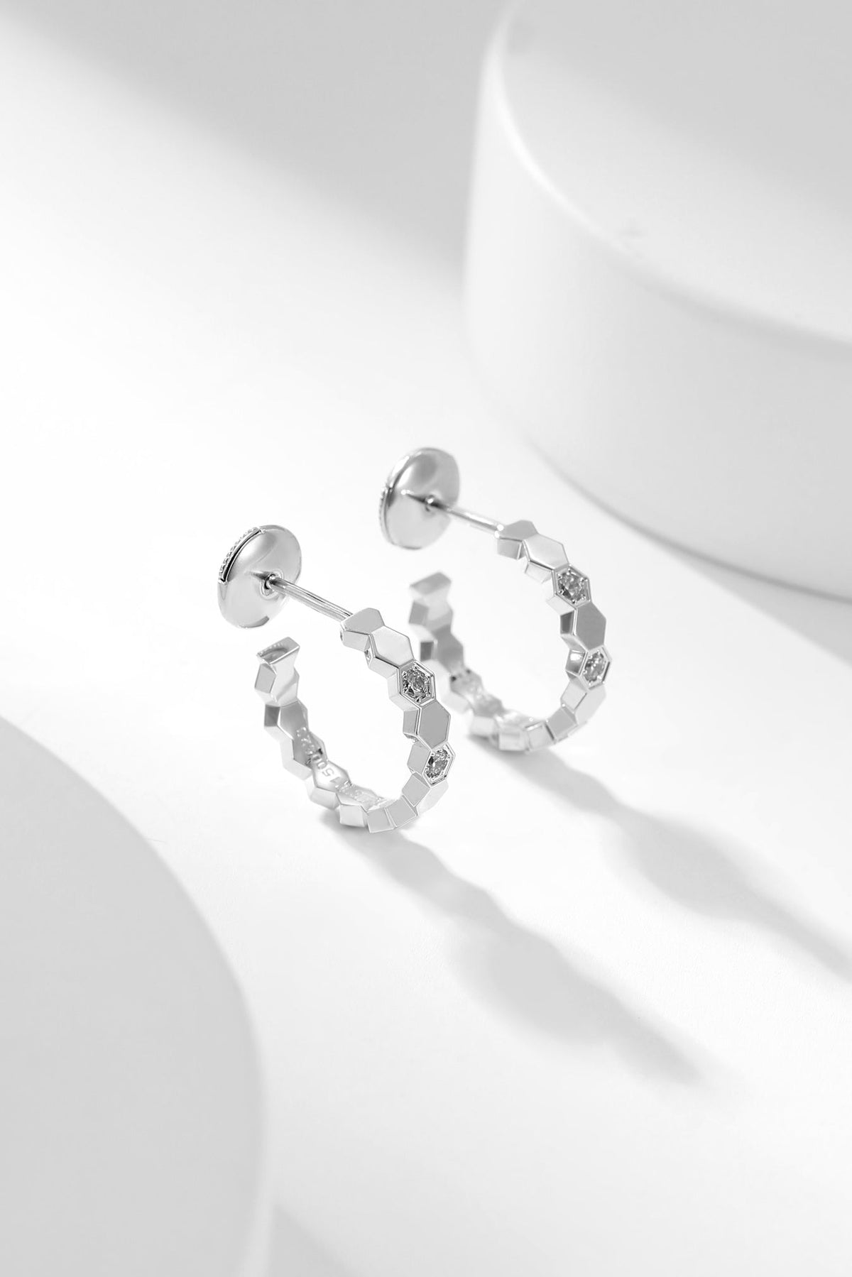 [⭐Hildren Jewelry]BEE LOVE DIAMOND HOOP EARRINGS
