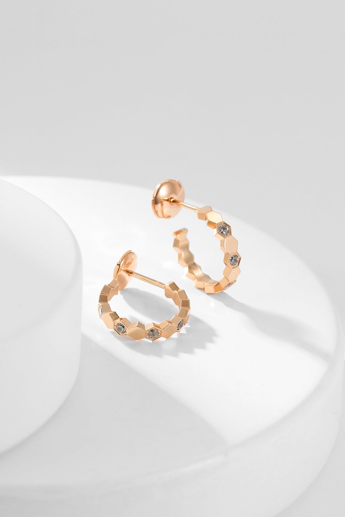 [⭐Hildren Jewelry]BEE LOVE DIAMOND HOOP EARRINGS