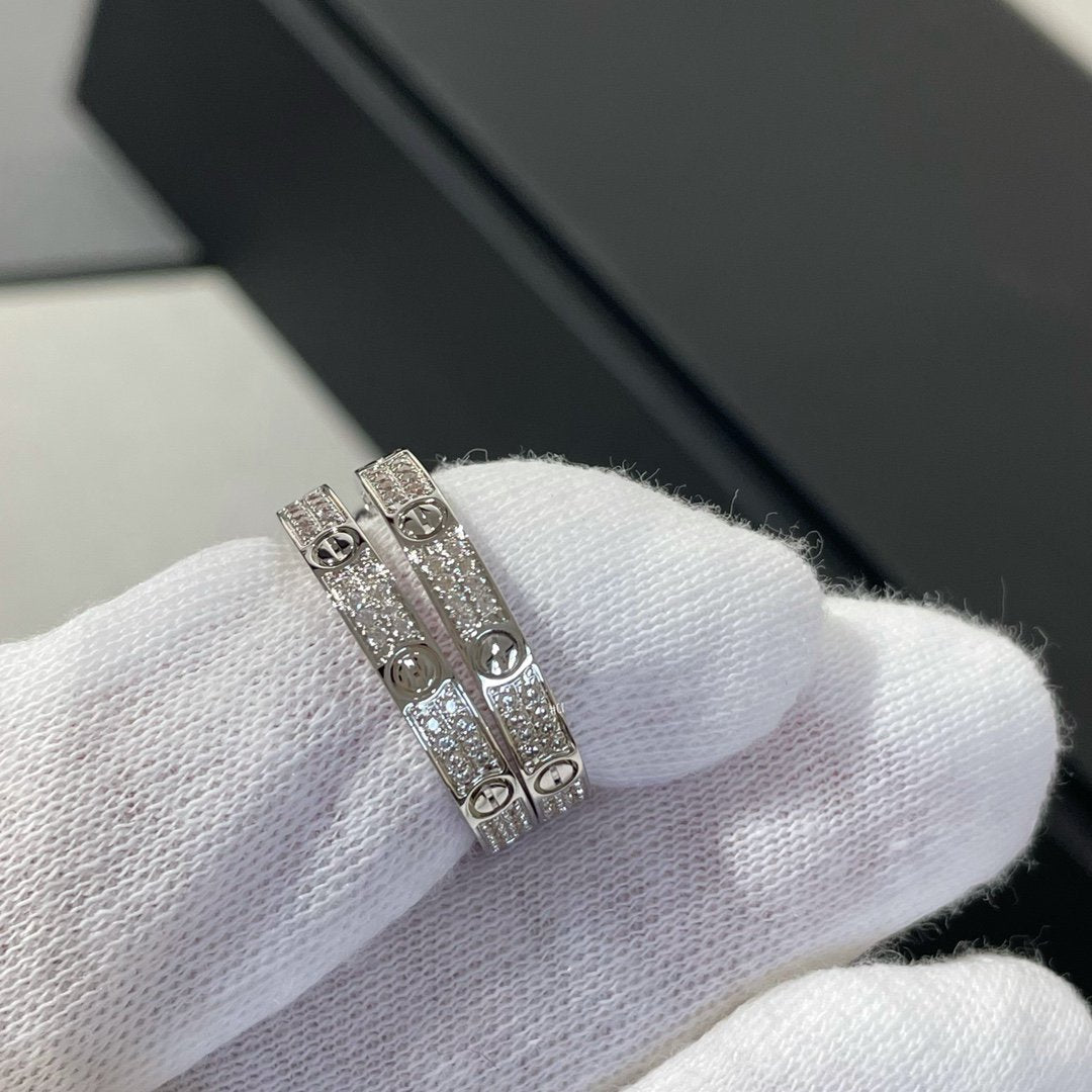 [⭐Hildren Jewelry]LOVE DIAMOND SILVER HOOP EARRINGS