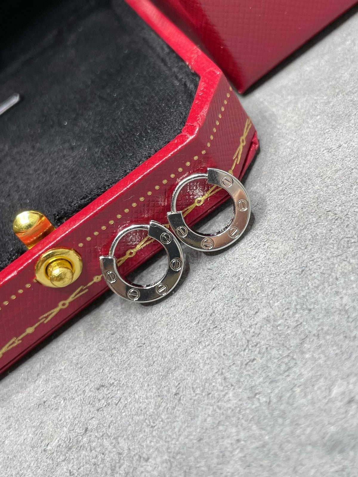 [⭐Hildren Jewelry]LOVE MINI EARRINGS