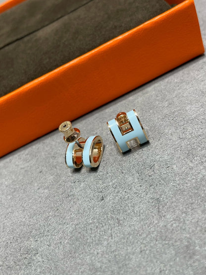 [⭐Hildren Jewelry]POP H SKY BLUE STUD EARRINGS