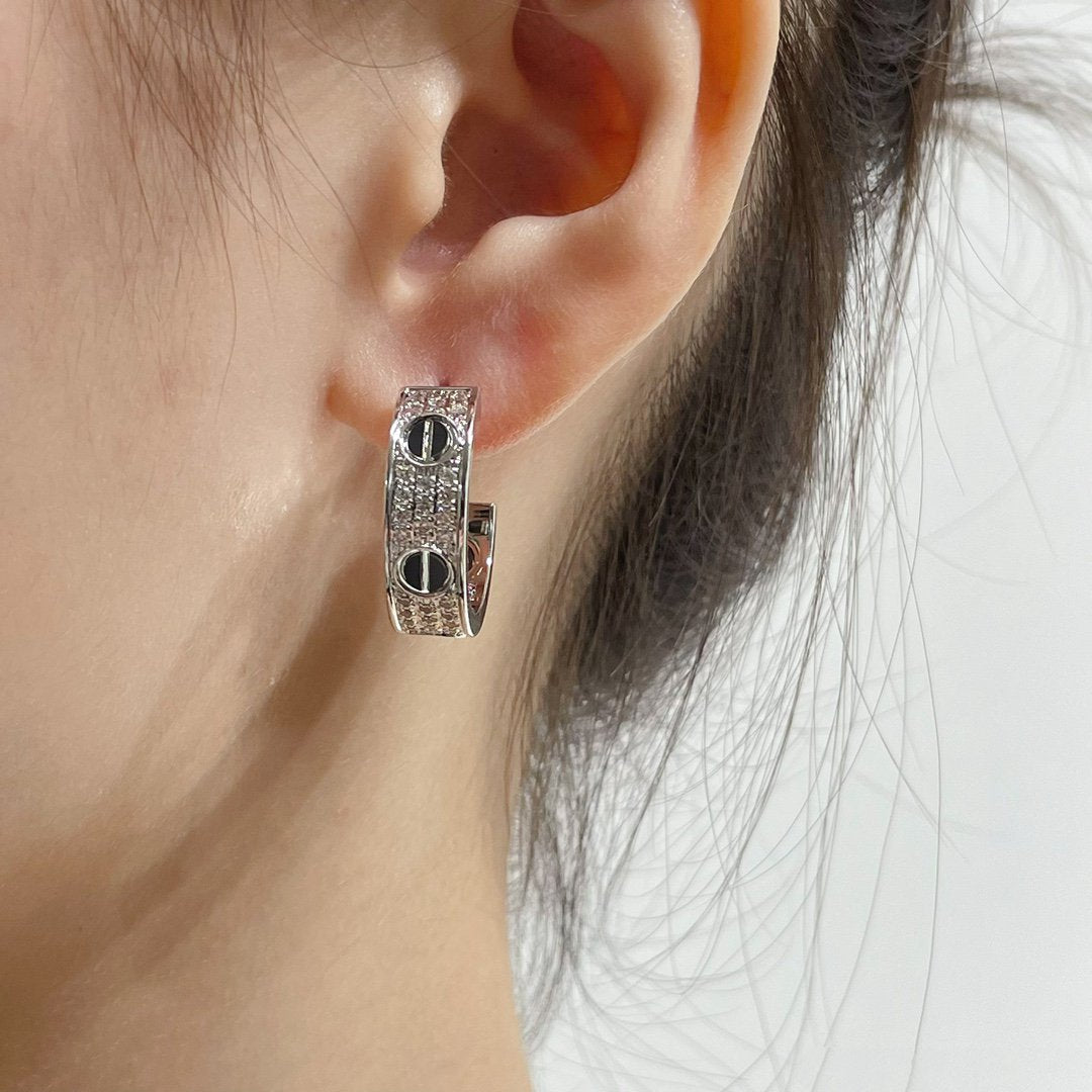 [⭐Hildren Jewelry]LOVE CERAMIC DIAMOND PAVED SILVER EARRINGS