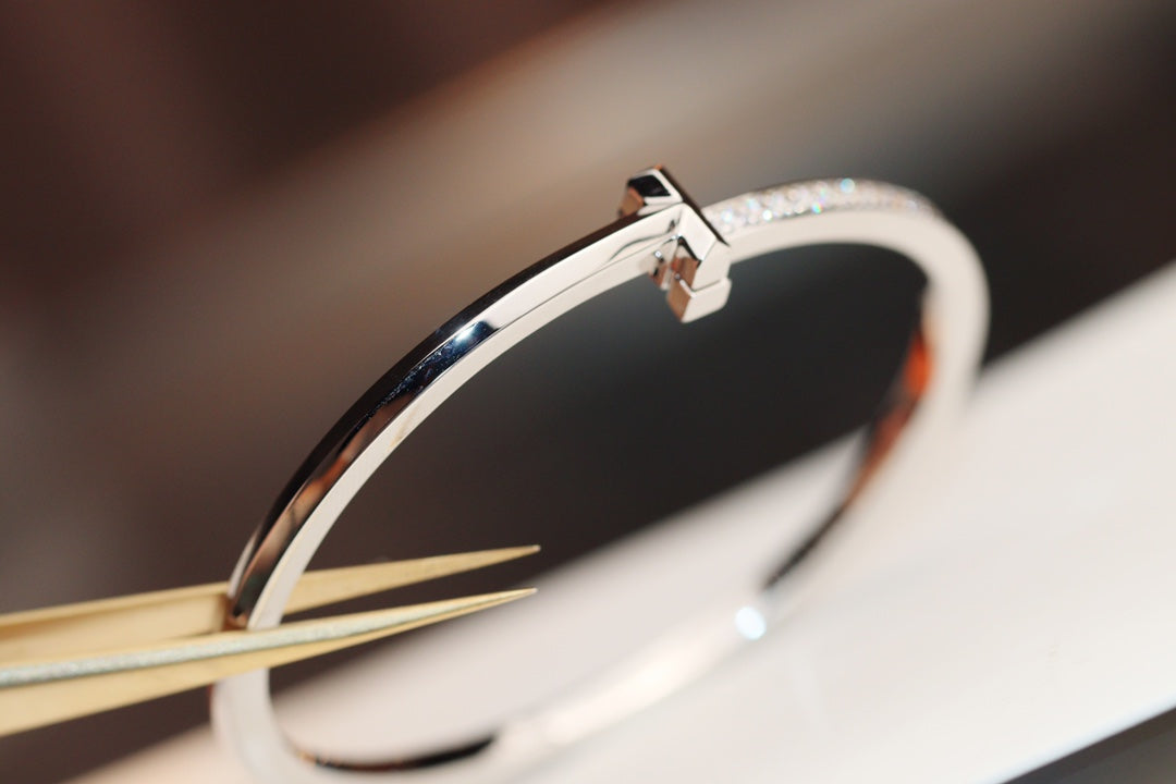 [Hildren Jewelry]NARROW T1 HINGED BANGLE DIAMOND SILVER