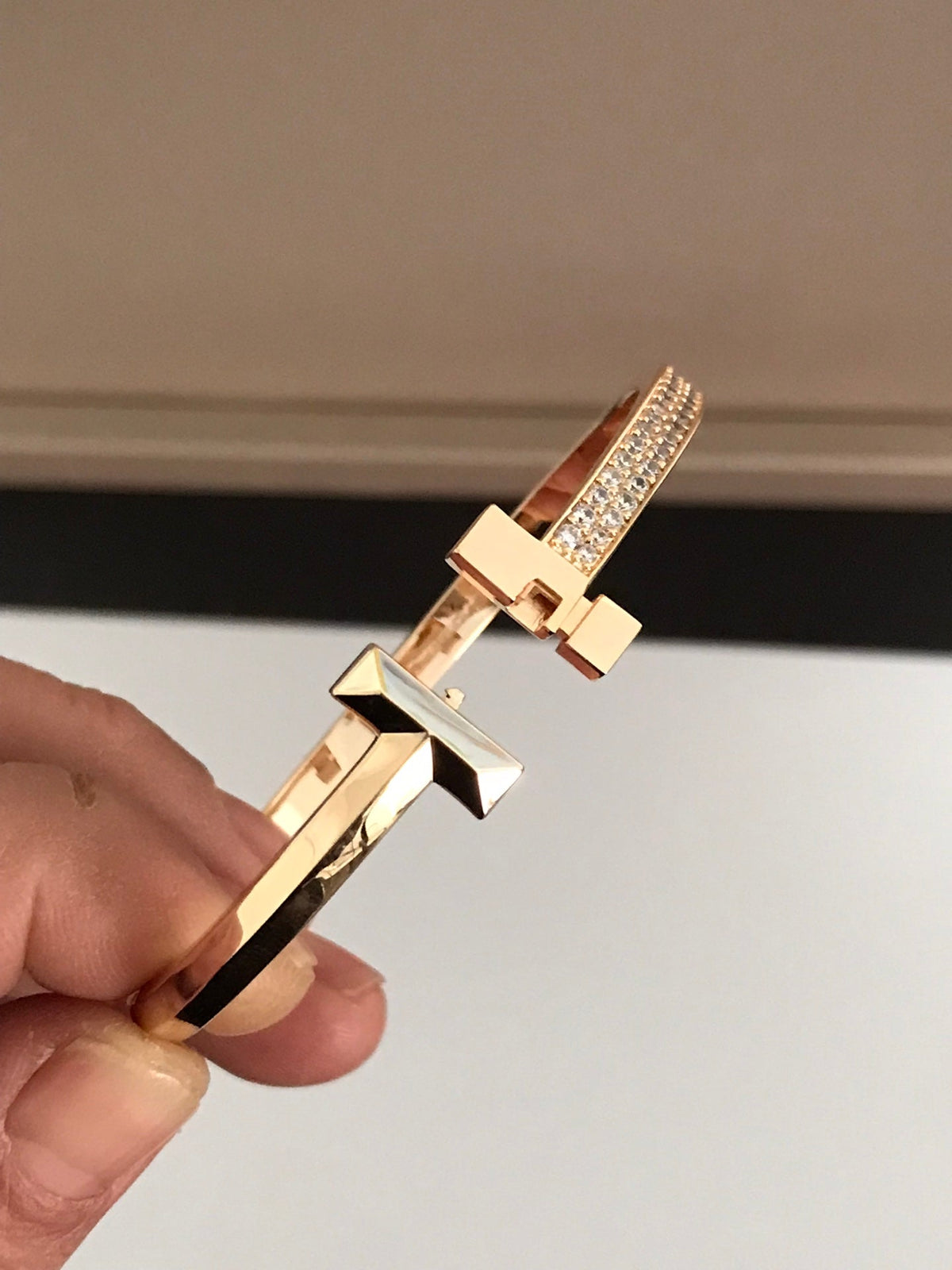 [Hildren Jewelry]T1 WIDE DIAMOND HINGED BANGLE PINK GOLD