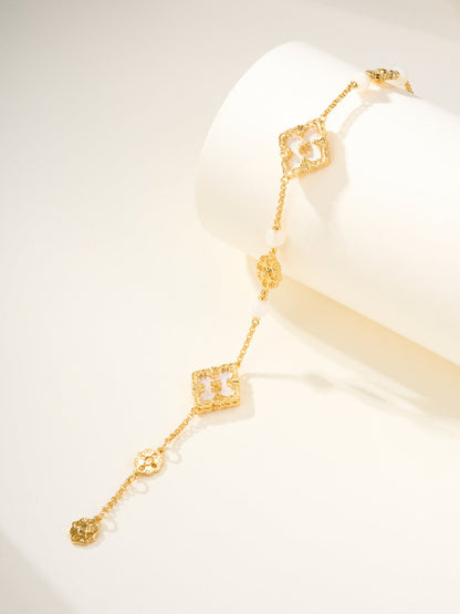 [⭐Hildren Jewelry]B.C.L ENAMELED Three-Flower Bracelet（Trumpet)