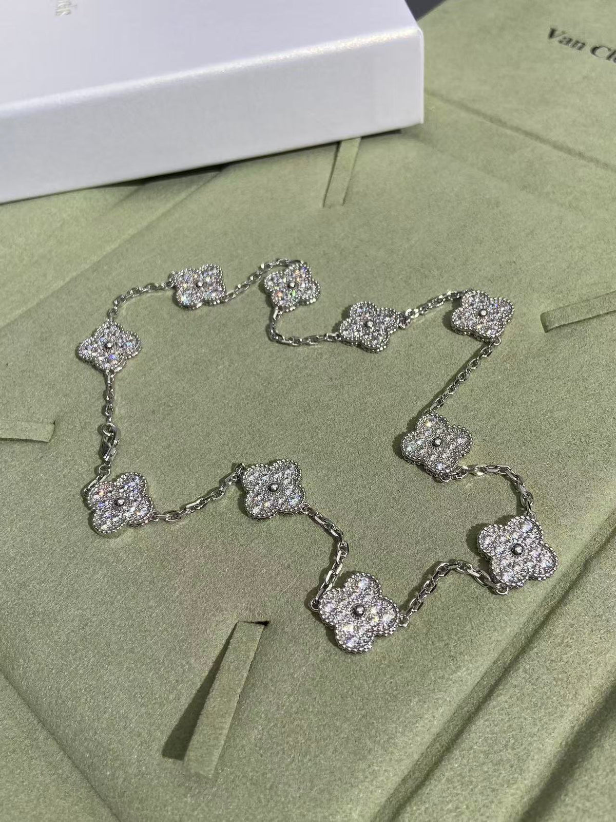 [⭐Hildren Jewelry]CLOVER 10 MOTIFS  FULL DIAMOND NECKLACE
