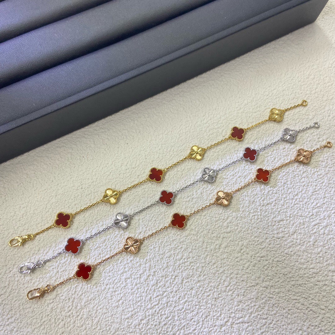 [⭐Hildren Jewelry]CLOVER 6 MOTIF RED AGATE LASER BRACELET