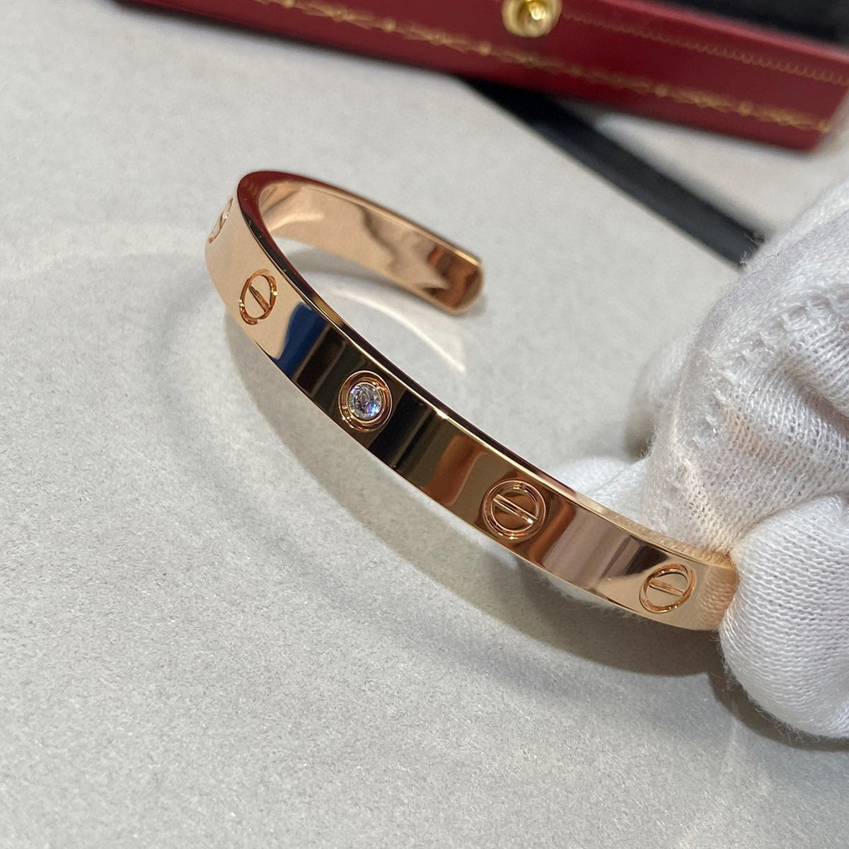 [⭐Hildren Jewelry]LOVE BRACELET 6.1MM 1 DIAMOND OPEN CUFF