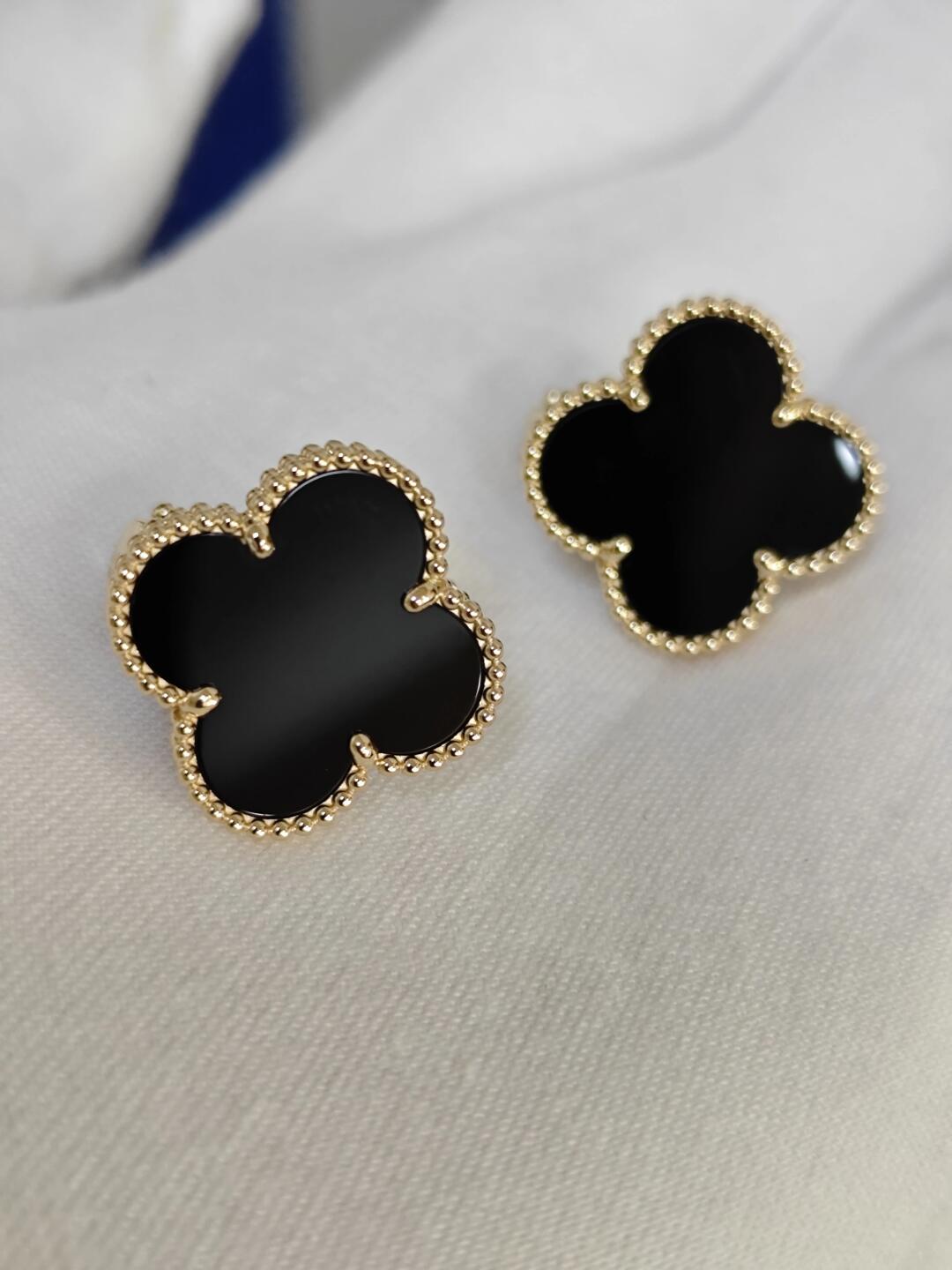 [⭐Hildren Jewelry]CLOVER 20MM BLACK MOP EARRINGS