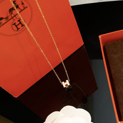 [⭐Hildren Jewelry]H WHITE SQUARE GOLD NECKLACE