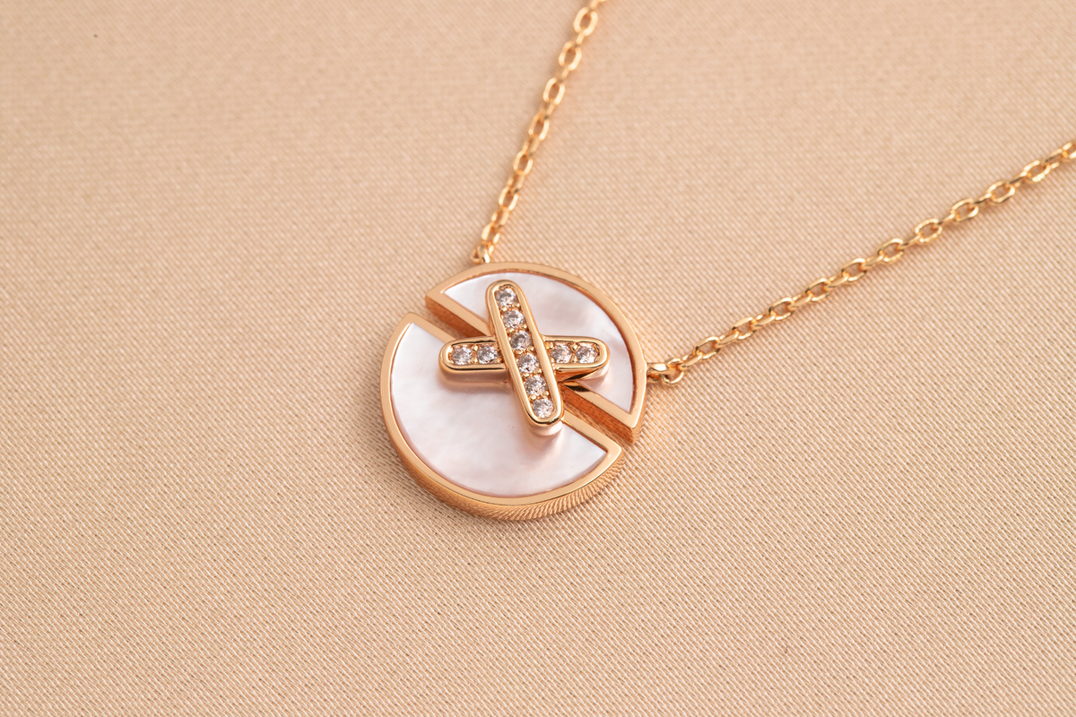 [⭐Hildren Jewelry]JEUX DE PINK GOLD DIAMOND NECKLACE