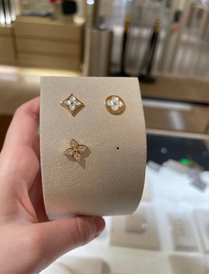 [⭐Hildren Jewelry]STAR BLOSSOM STUD EARRINGS PINK GOLD DIAMONDS