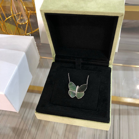 [⭐Hildren Jewelry]LARGE BUTTERFLY SILVER PENDANT DIAMOND NECKLACE